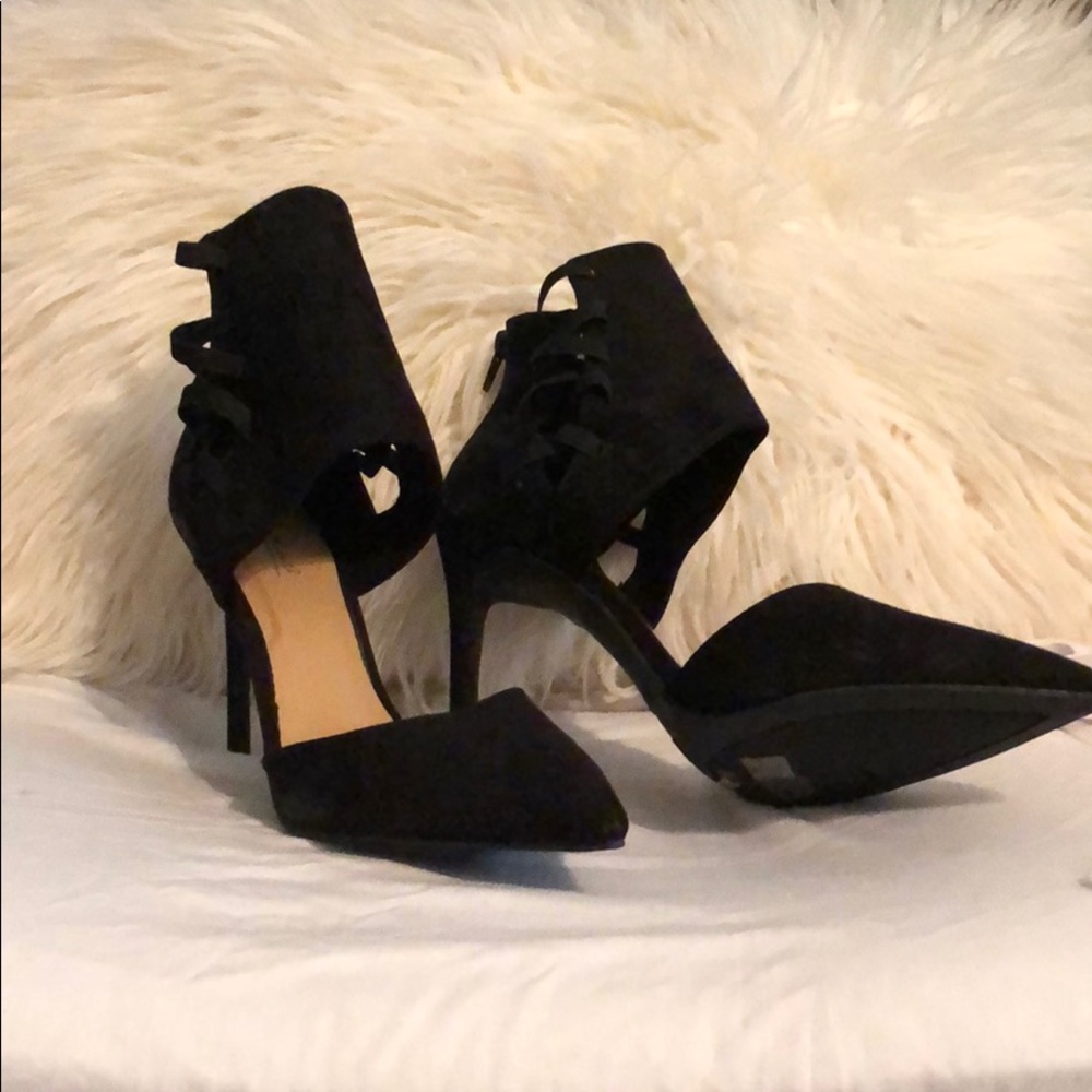 High heel shoes